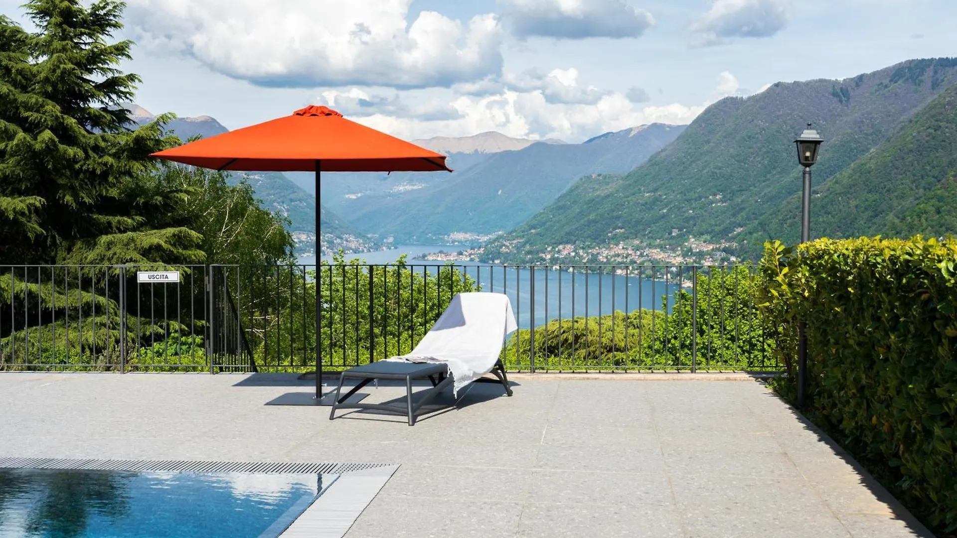 Villa Maderni Breathtaking - By Myhomeincomo Lägenhet Como